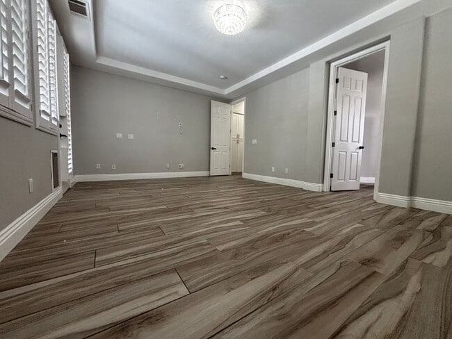 Building Photo - 11548 Valentino Ln