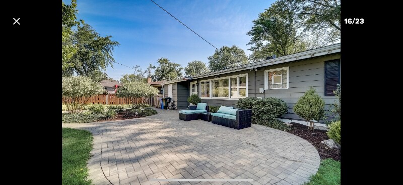 Building Photo - 704 Wilshire Dr