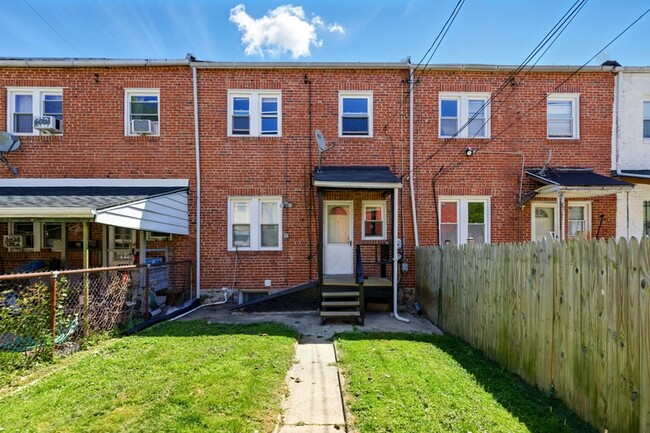Building Photo - 5306 Ready Ave