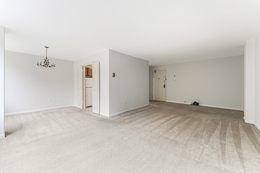 Living and Dining View - 5565 Columbia Pike