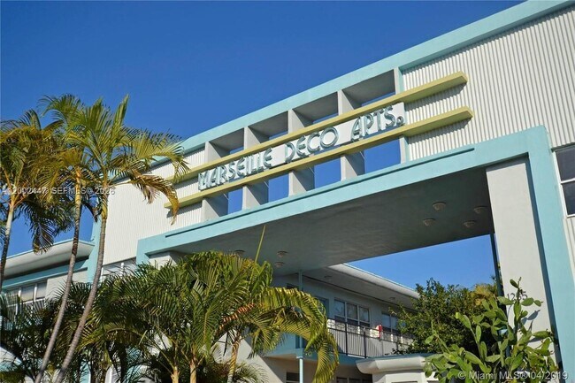 Building Photo - 1255 Marseille Dr