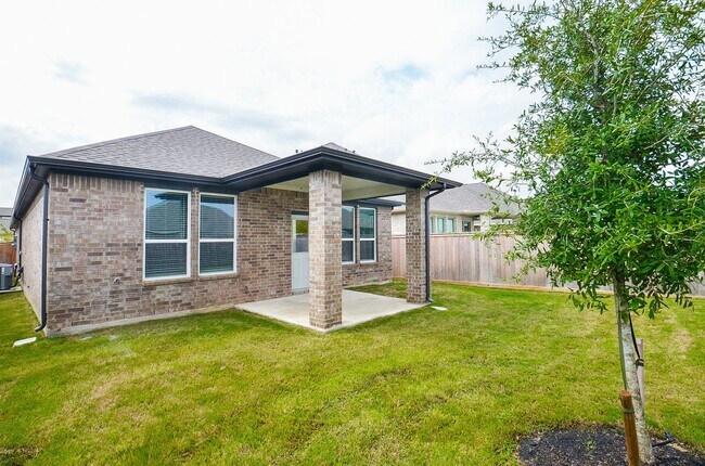Building Photo - 21138 Staked Plains Dr