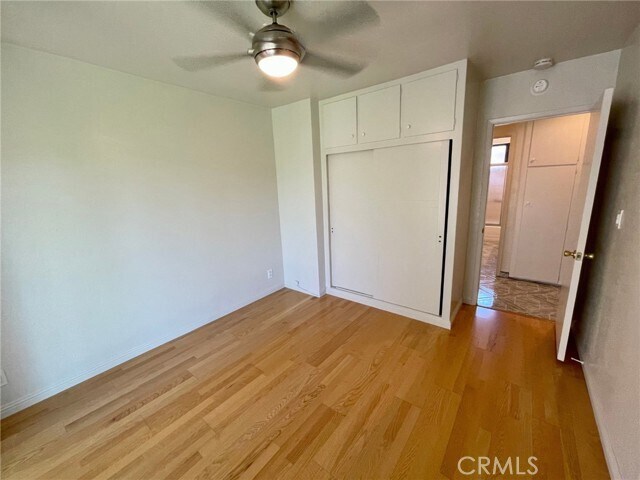Building Photo - 861 Helmsdale Ave