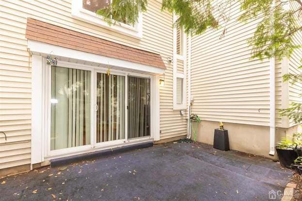 Building Photo - 1096 Schmidt Ln