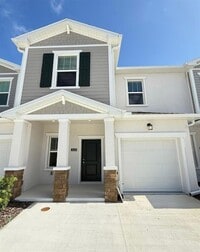 Building Photo - 2633 Skyline Lp