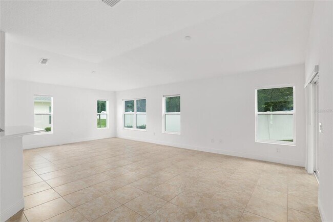 Building Photo - 10397 Silver Maple Ave