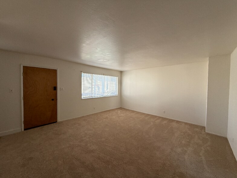 Building Photo - 1515 Harmon St