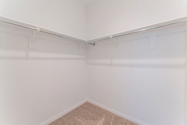 Building Photo - Recently Built Modern Home in Summerlin!