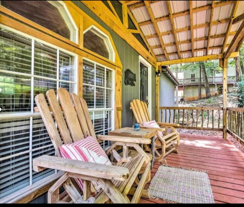 Building Photo - 290 S Port Bass Dr