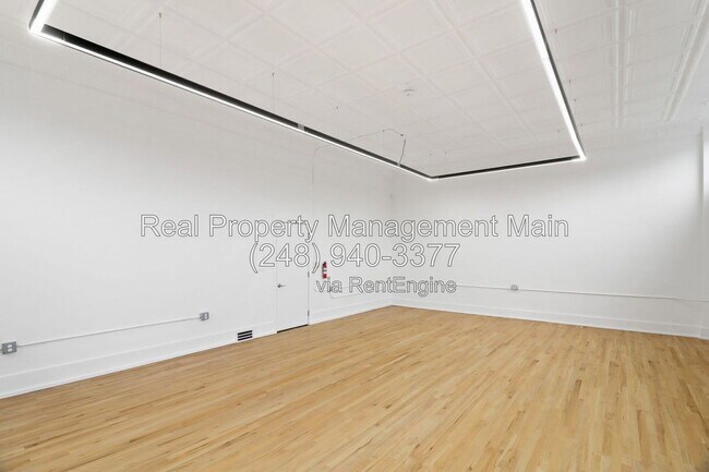 Building Photo - 12303 Klinger St