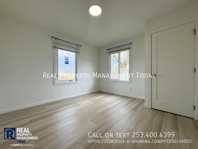 Building Photo - 8420 S Tacoma Way