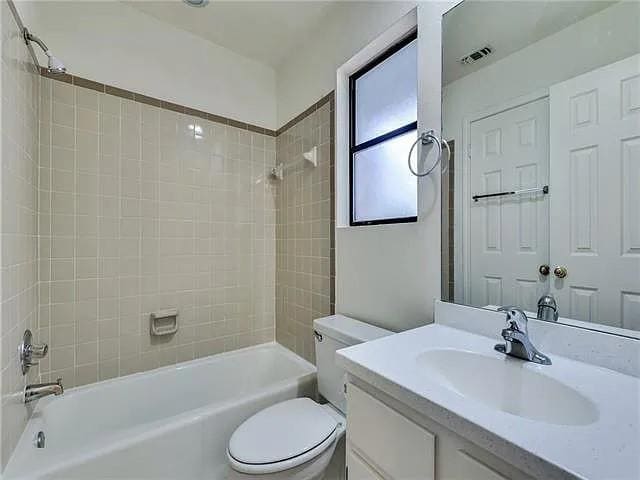 Building Photo - 312 Sailmaster St