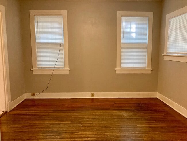 Building Photo - 126 Pearl Ave
