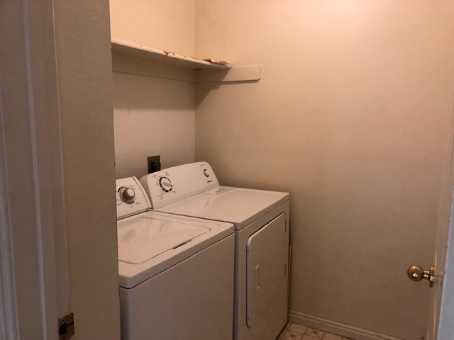 Laundry Room Upstairs - 642 N 200 E