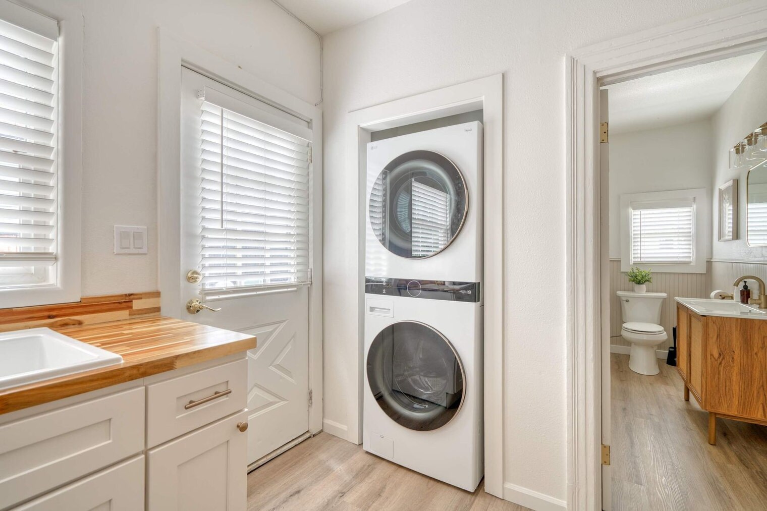 Building Photo - 4128 N Montana Ave