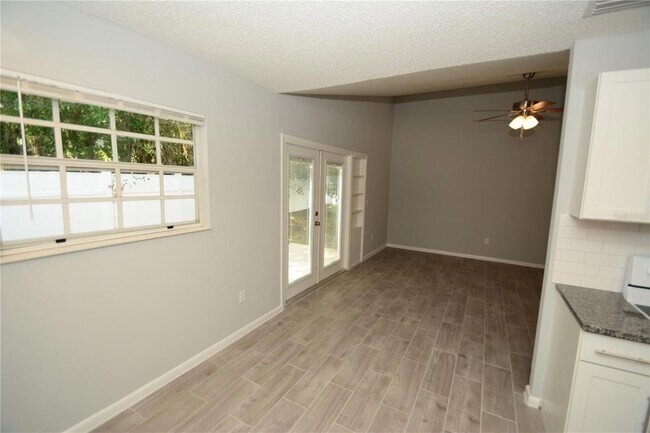 Building Photo - 107 Brunswick Ln