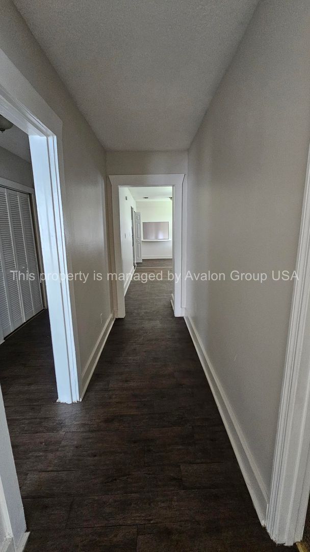 Building Photo - 2701 Lowell Ave