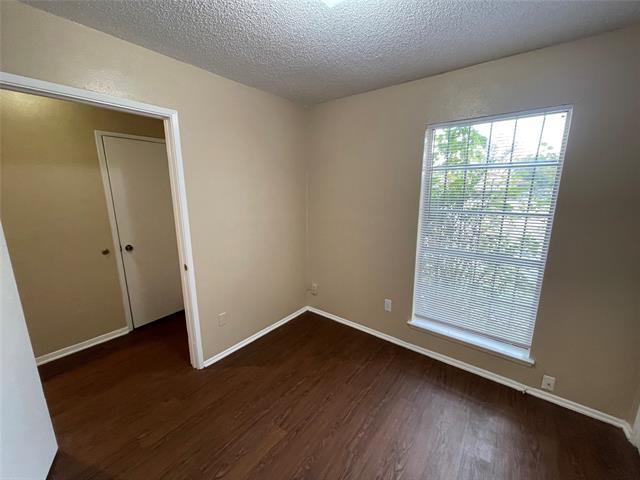 Building Photo - 1202 Ontario Dr