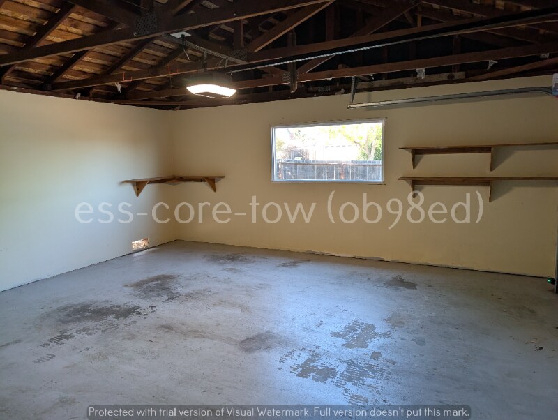 Building Photo - 29 Stasia Dr