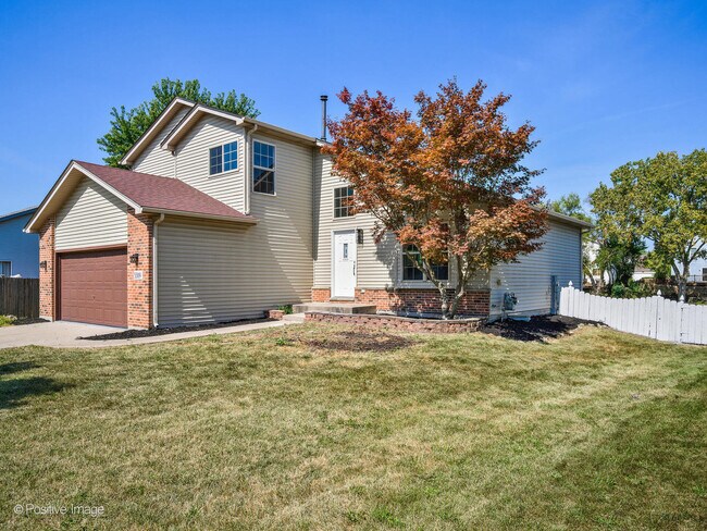 Building Photo - 5309 Pine Trails Cir