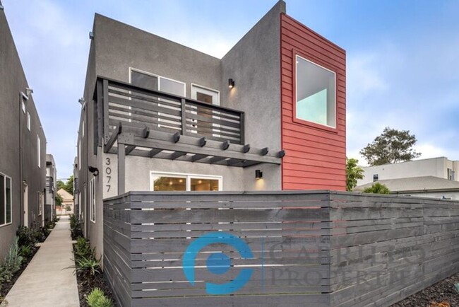 Building Photo - 3077 Martin Ave
