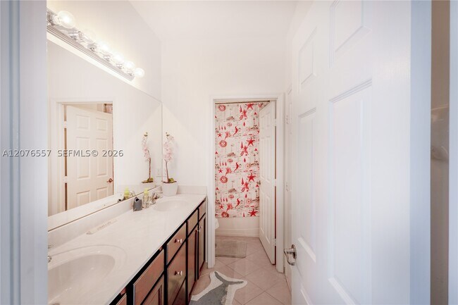 Building Photo - 8651 W 35th Ln
