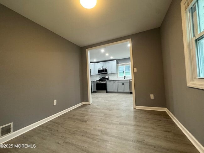 Building Photo - 315 Lorillard Ave