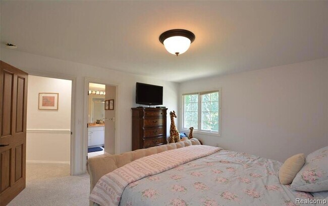 Building Photo - 23170 Inverness Ct