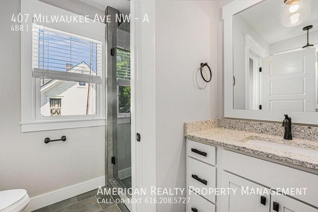 Building Photo - 407 Milwaukee Ave NW