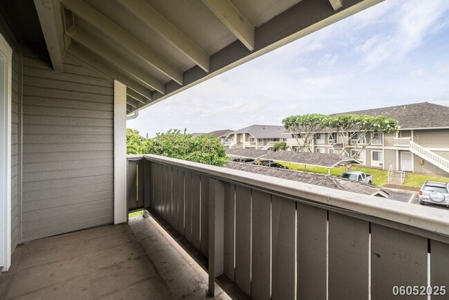Building Photo - $2600 / 2 BED / 1 BATH IN WAIPIO