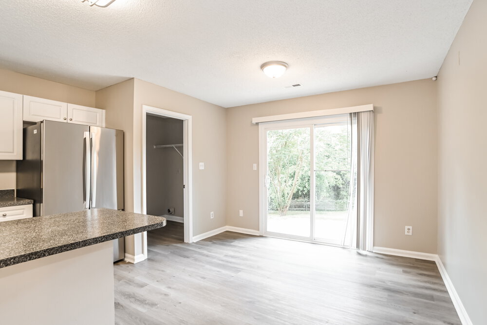 Building Photo - 941 Milkwood Ln