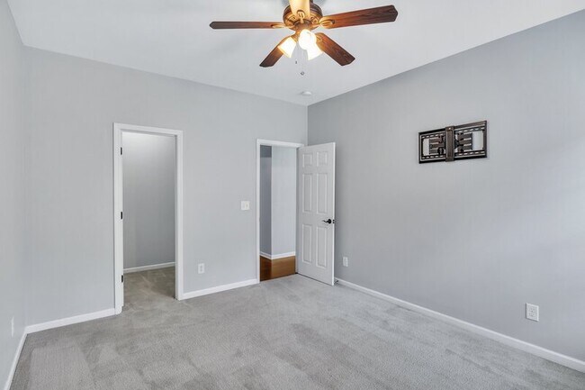 Building Photo - 3817 Althorp Drive