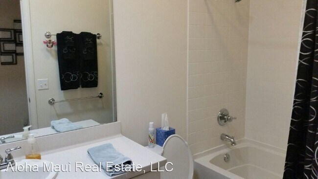 Building Photo - 3 br, 2 bath House - 70 Hoku Puhipaka Street