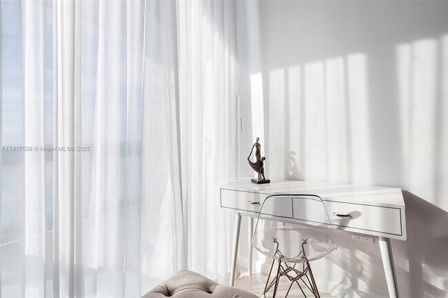 Building Photo - 7930 East Dr