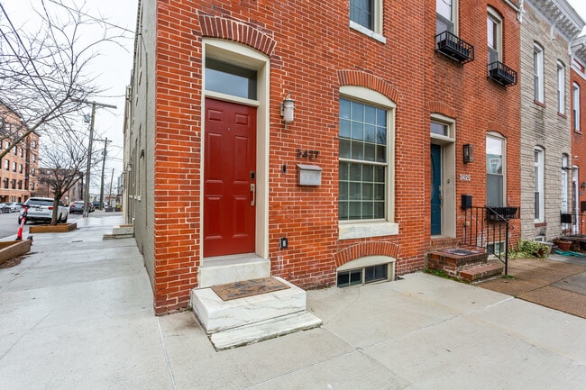 Building Photo - 3427 Elliott St