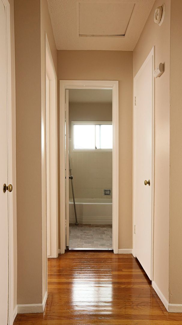 Building Photo - 2BR 1BA Allied Gardens Home - Hardwood Floors, Washer/Dryer, 2 Car Garage, HUGE backyard, 2 Pets ...