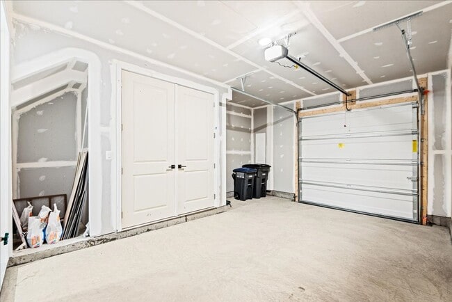 Building Photo - Available Now! Gorgeous New Construction 3 Story Town Home