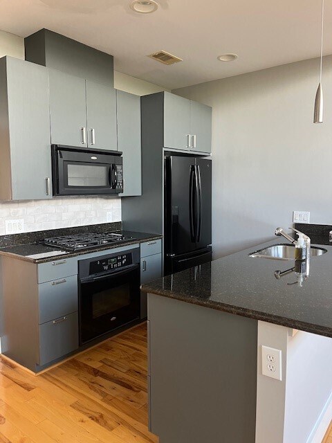 Building Photo - 1045 Bonner St