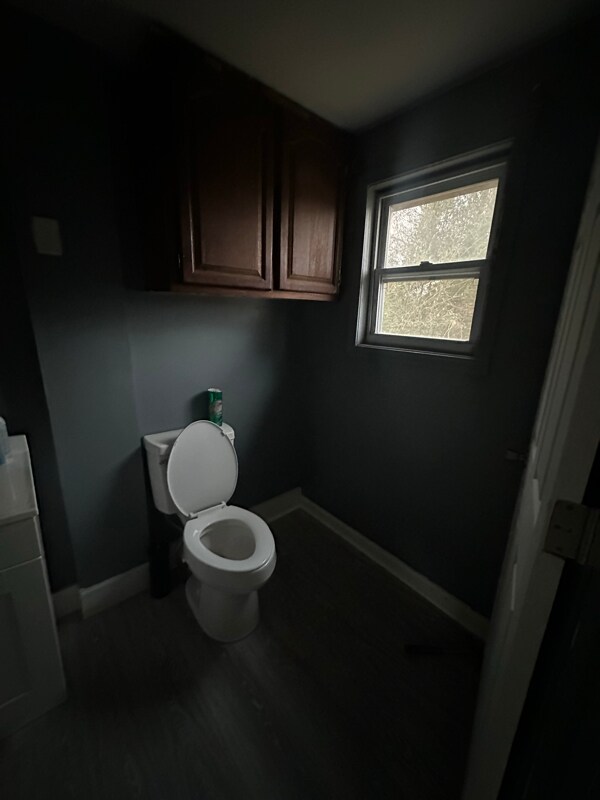 Building Photo - 504 Spellman St