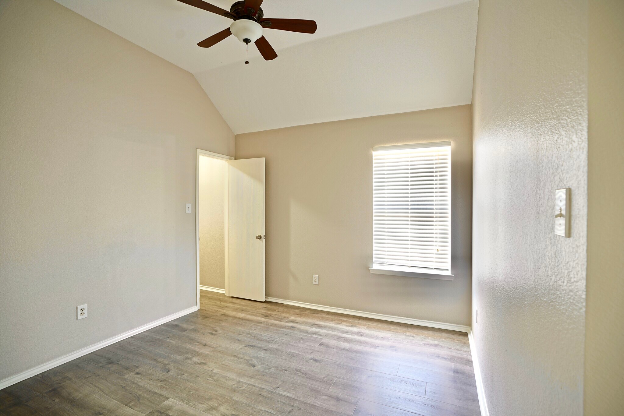 Bedroom 2 - 6629 Scottsdale Way