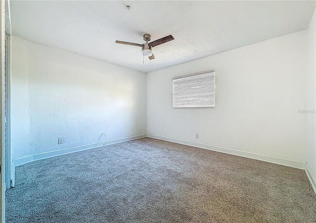 Building Photo - 2100 28th Ave N