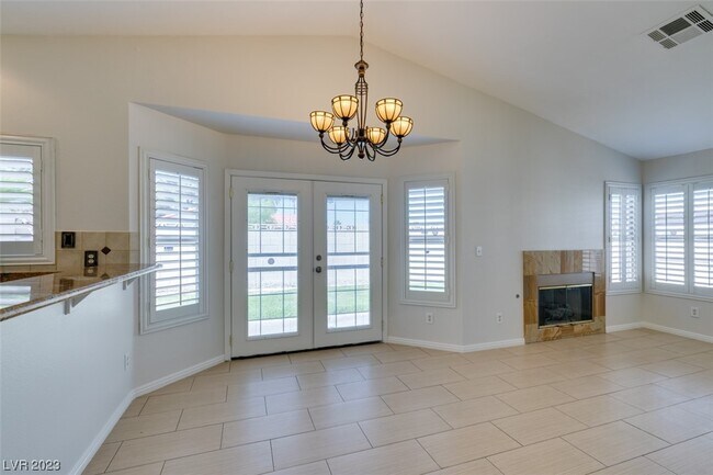 Building Photo - 8000 Tulum Ct