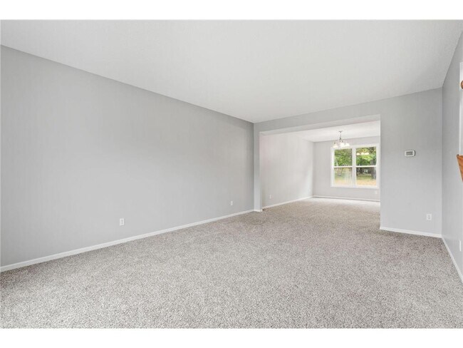 Building Photo - 2117 Vermillion Curve