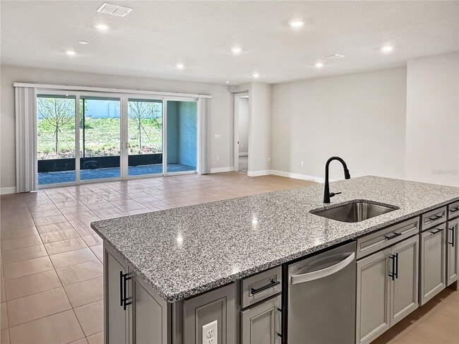 Building Photo - 15209 Willow Ridge Dr