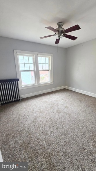 Building Photo - 117 E Green St