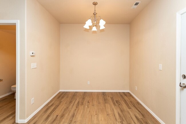 Building Photo - Modern 2-Bed, 2.5-Bath Townhouse in Desirable Norwood Neighborhood!