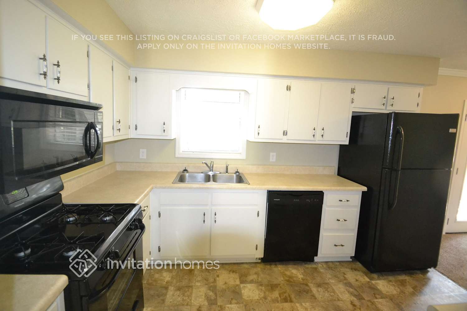 Building Photo - 71 Landmark Ct SW