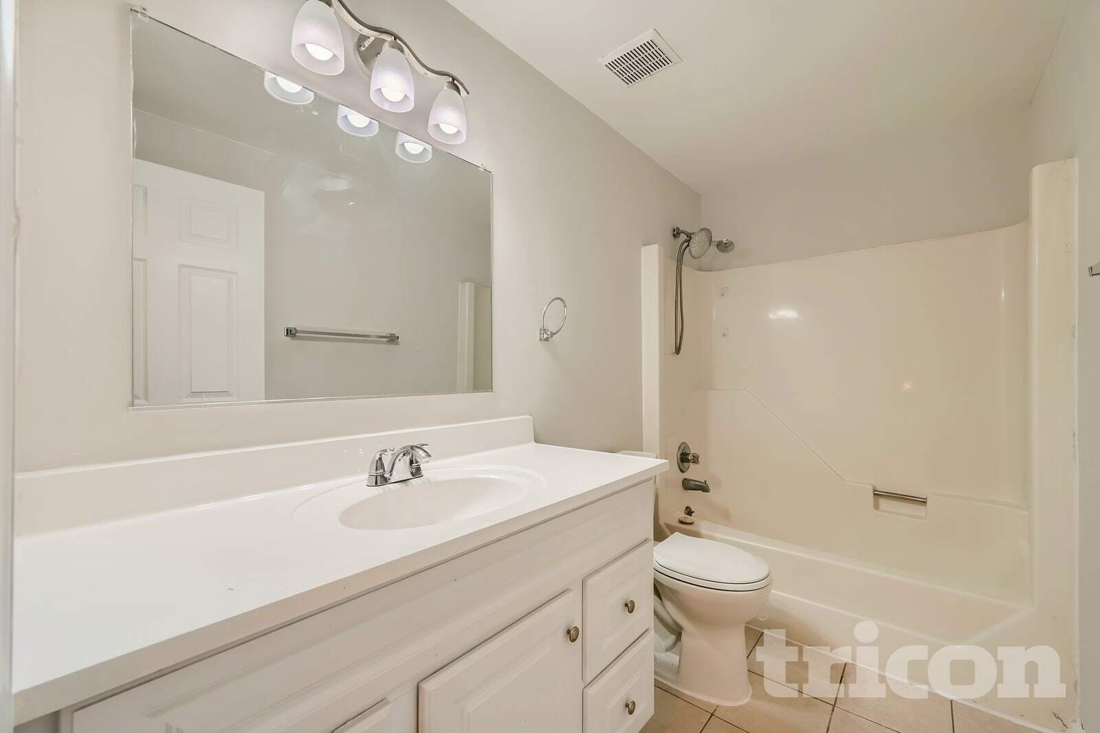 Building Photo - 12367 Boncrest Dr