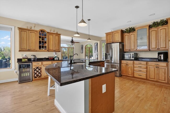 Building Photo - 13641 Breezy Meadow Ln