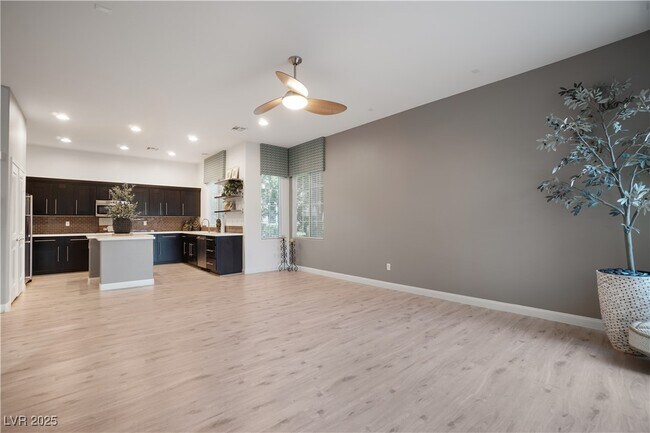 Building Photo - 11334 Colinward Ave